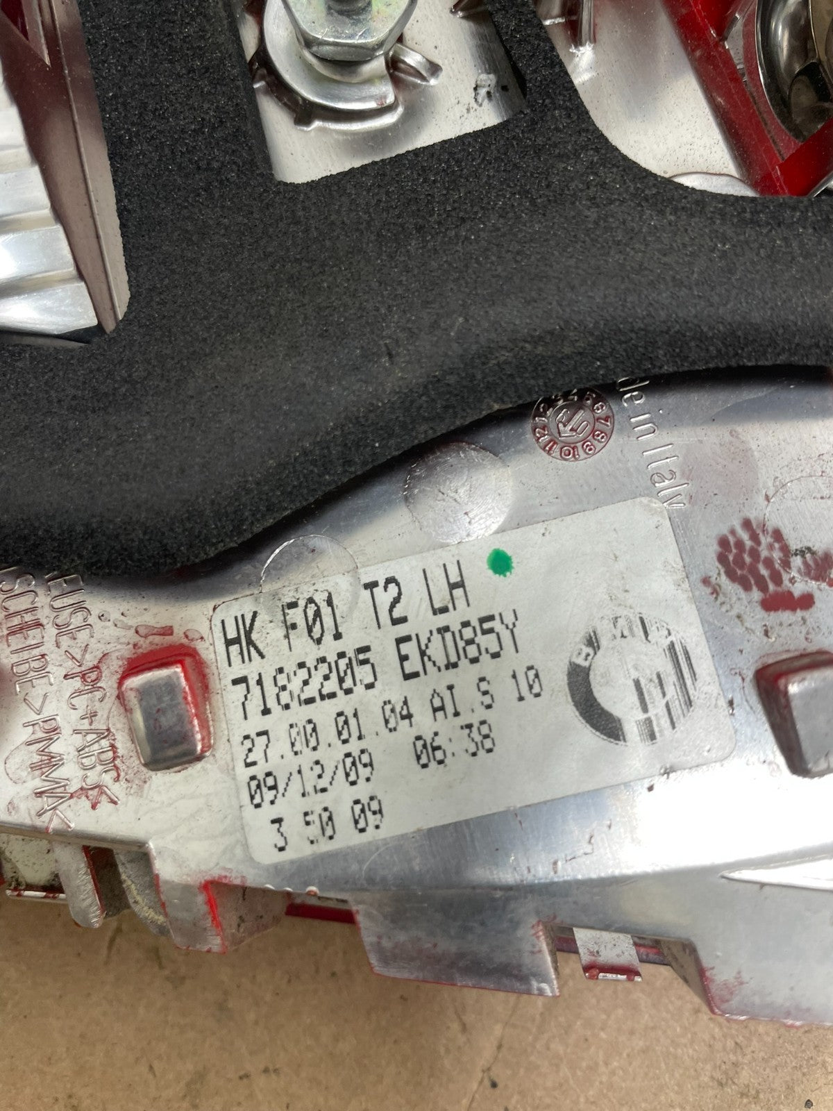 2009-2012 BMW 7-Series F01 F02 750i 750Li Left Driver Inner Tail Light Q4350 DW9