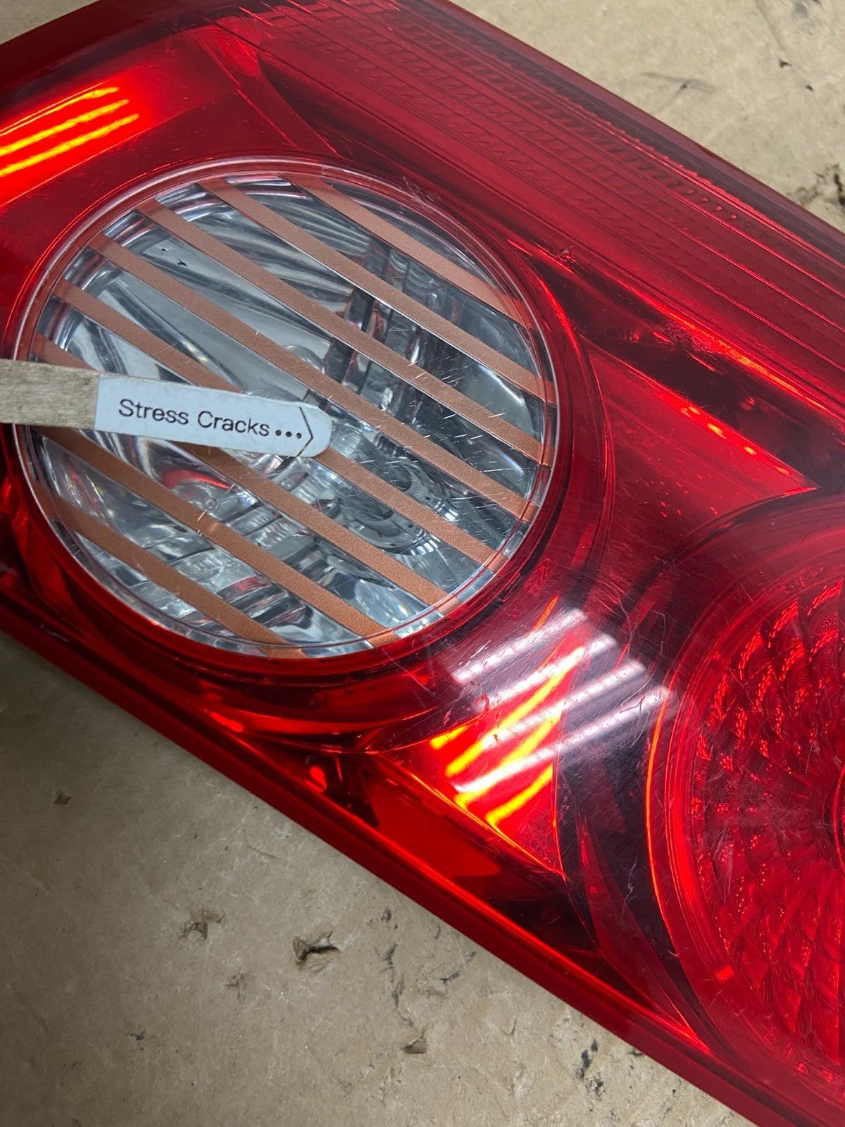 2006 to 2010 Toyota Sienna Right Passenger RH Inner Tail Light AF8046 DW4