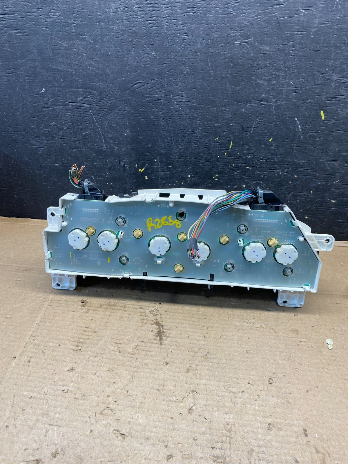 2006 Ford E350 Gauge Speedometer Cluster r2858 DG4