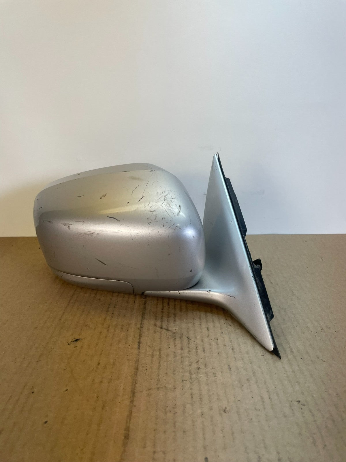 2011 to 2013 Infiniti M37 M56 Right Passenger Side View Door Mirror AF5517 DW0