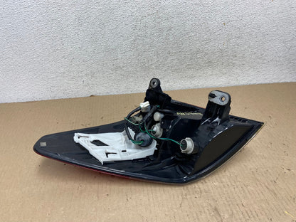 2010-2014 Subaru Outback Wagon Right Passenger Rh Side Tail Light AG5948 LK5