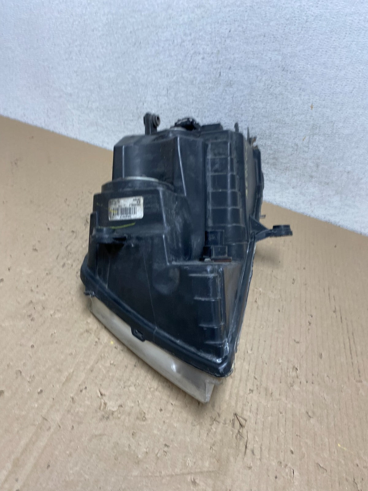 2008 to 2014 Dodge Avenger Right Passenger Side Halogen Headlight AE9802 DW7