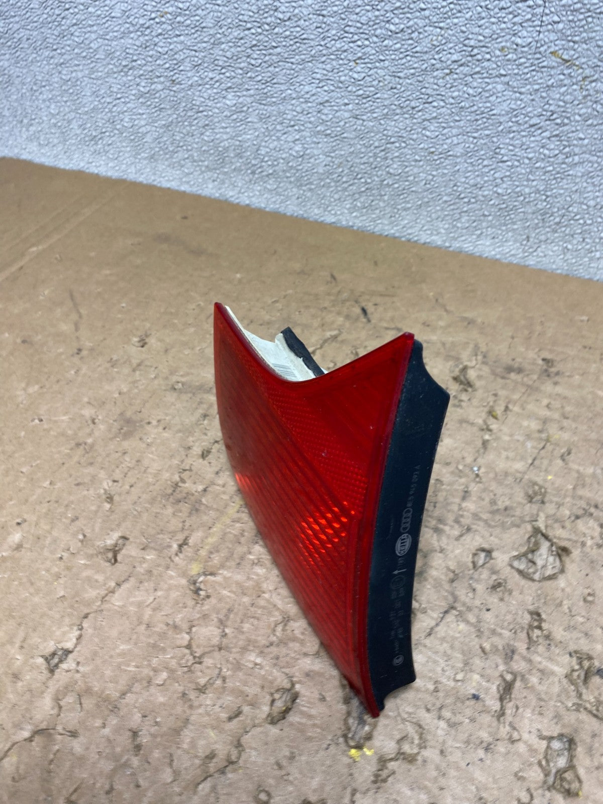 2004 to 2008 Audi A4 Sedan Left Driver LH Side Inner Tail Light OEM V8510 DW1