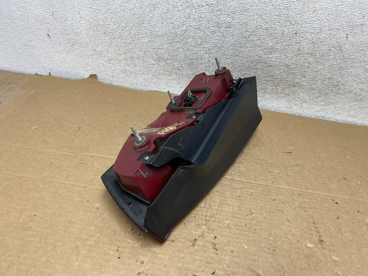 2005 2006 2007 Cadillac STS Left Driver Side Tail Light AH8146 DW4