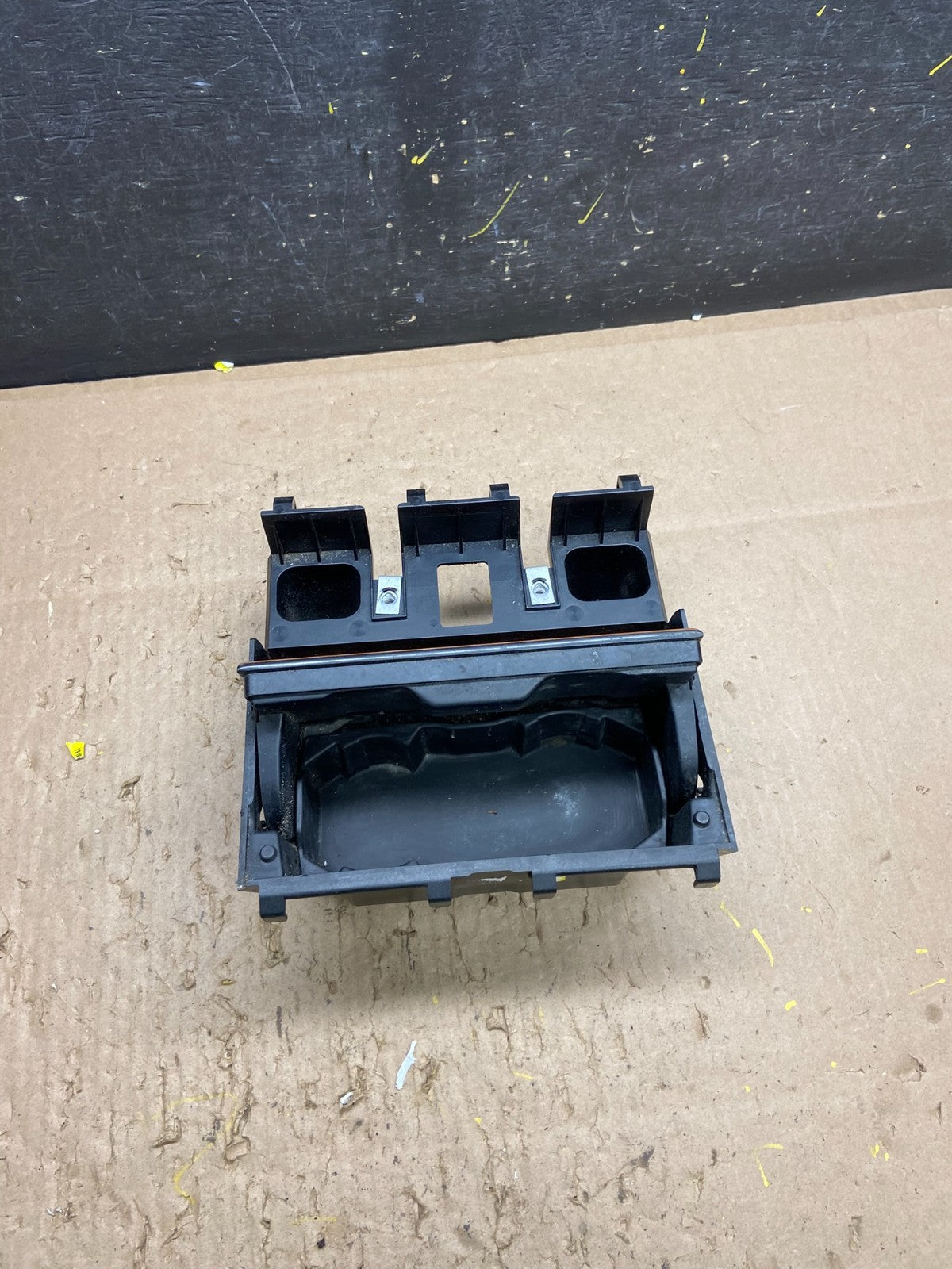 2009 - 2011 Jaguar XF Center Console Front Cup Holder Storage Box t6314 DG1
