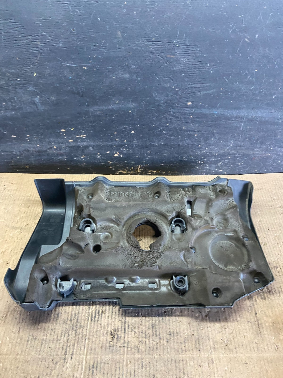 2008 - 2012 Land Rover LR2 3.2L Engine Motor Top Cover Trim Panel R7149 DG5