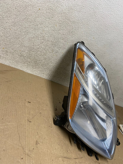 2006 - 2009 Toyota Prius Right Passenger Rh Side Headlight Halogen TYC AH6831 DW2