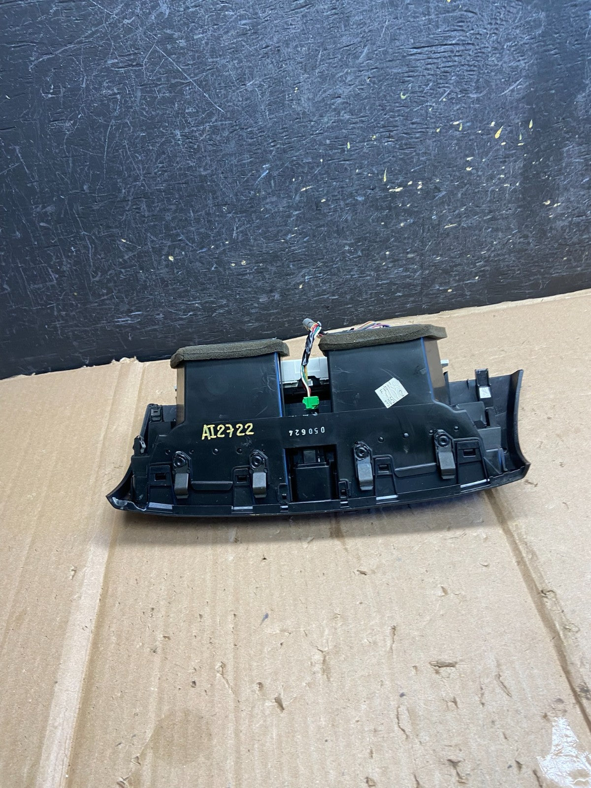 2004 to 2008 Acura TL Front Dash Dashboard AC Center Clock Air Vent ai2722 DG3