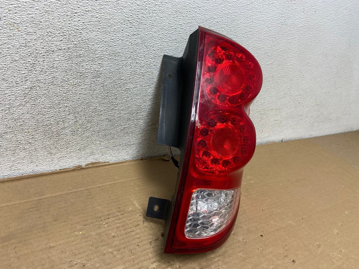 2011 - 2018 Dodge Grand Caravan Right Passenger RH Tail Light Led AG9250 LK1