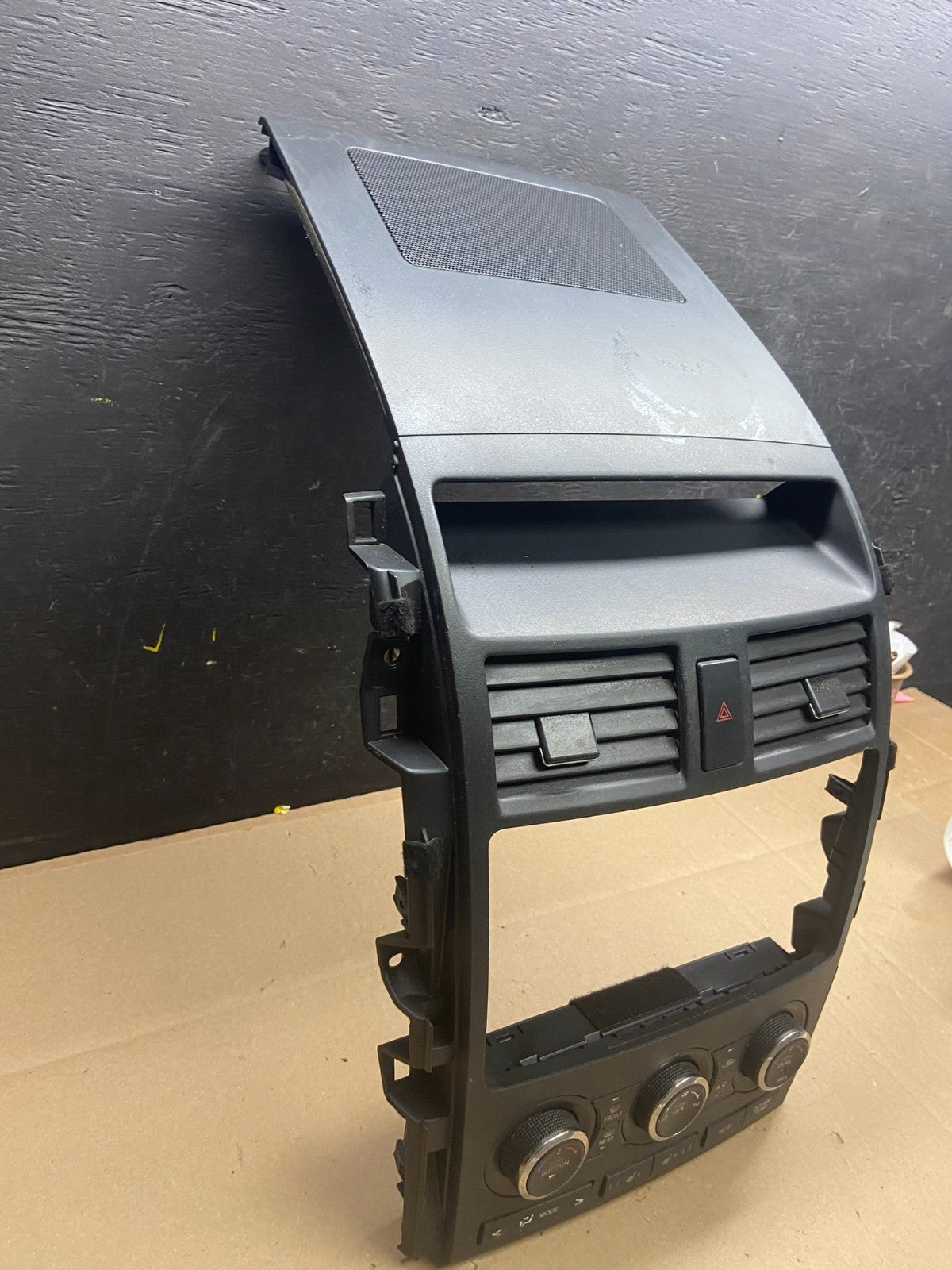 2010 - 2015 Mazda CX-9 Radio Dash Trim Bezel W/Vent AC Climate Control T9146 DG1