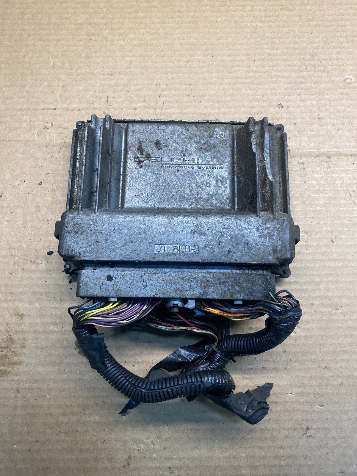 2003-2006 Chevrolet Tahoe Silverado Engine Control Unit Module ECM ECU AF6818 DW1