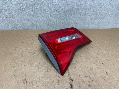 2007 2008 2009 Acura Mdx Left Driver Lh Side Inner Tail Light V3515 DW2