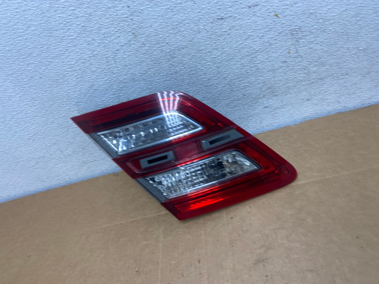 2013 to 2018 Ford Taurus Left Driver Lh Side Tail Light Inner AD5388 LK1