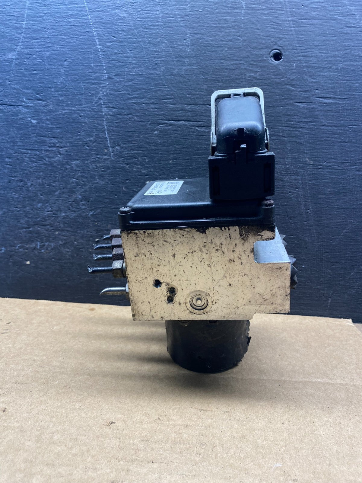 2011 - 2014 Ford E250 E350 Van ABS Anti Lock Brake Pump Module AF8900 DG2