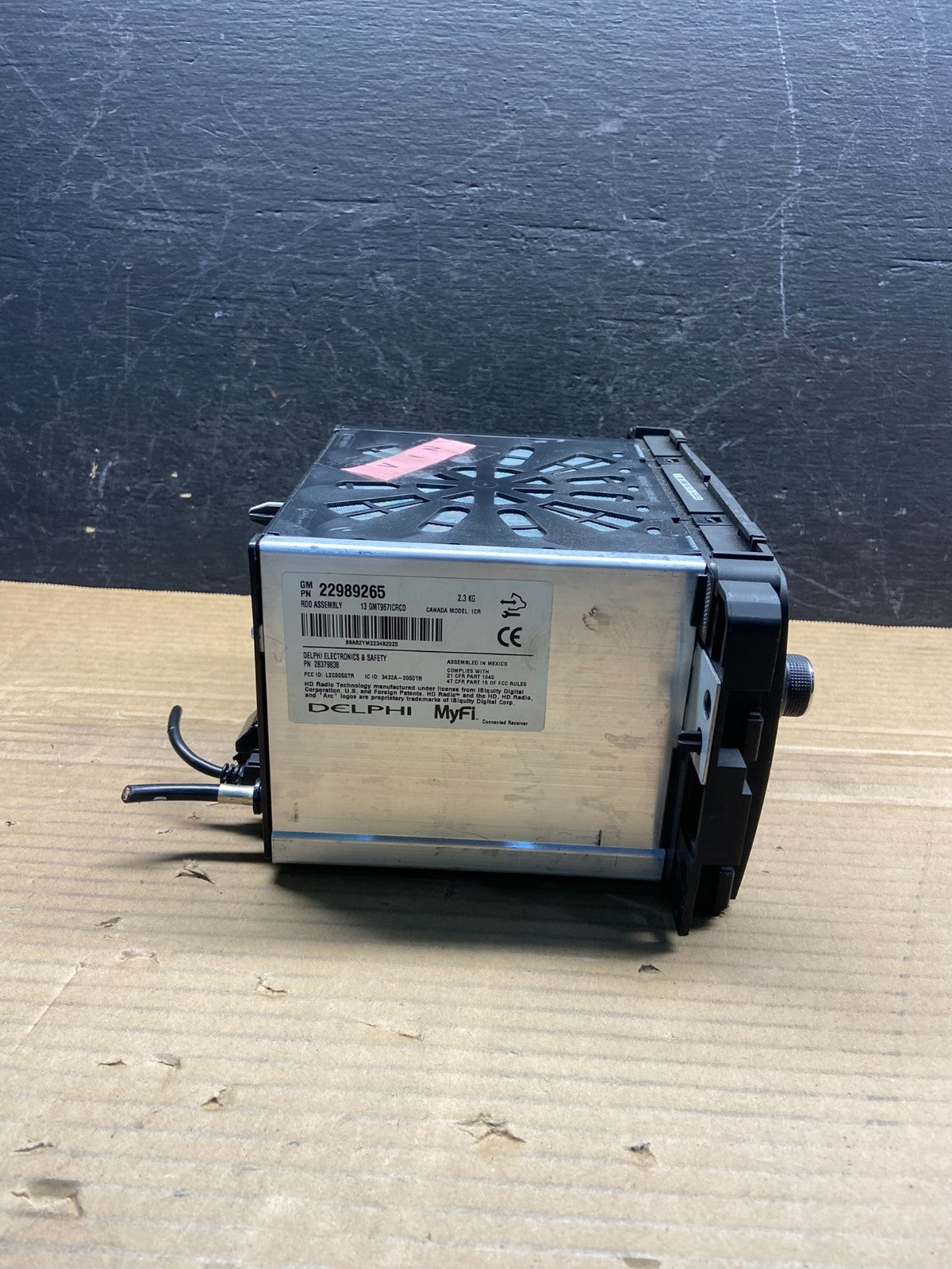 2013 to 2017 Chevrolet Traverse Am Fm Cd Player Radio Screen Display AE2546 DG2