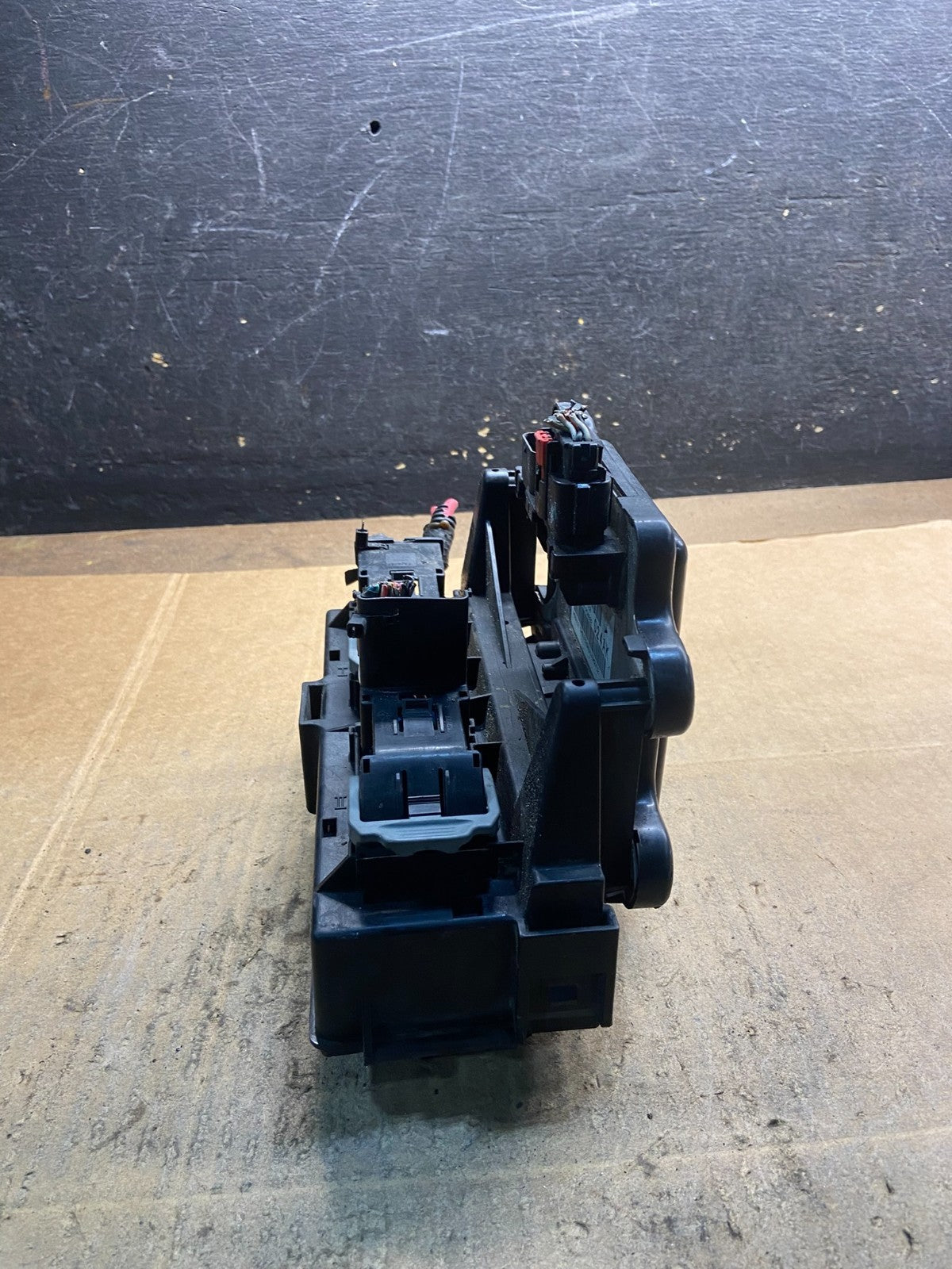 2006 Jeep Grand Cherokee Integrated Power Fuse Box 04692085ab Y4148 DG2