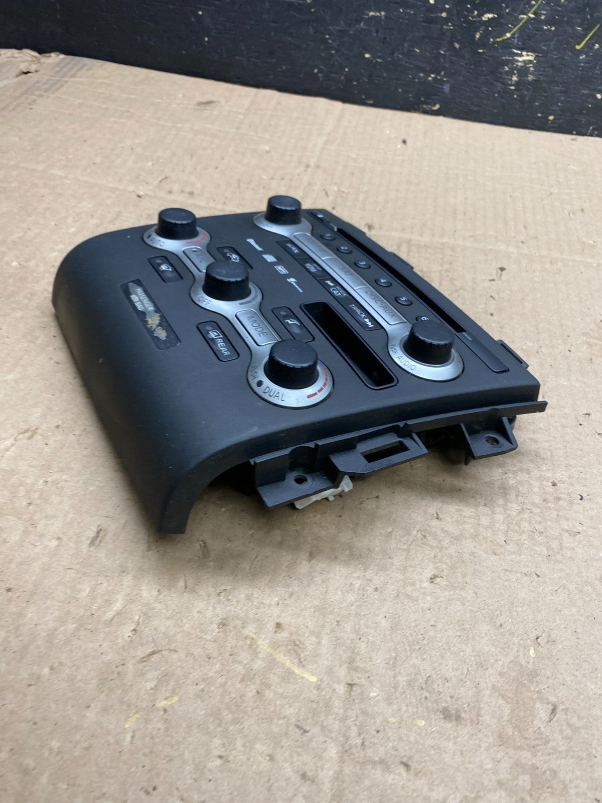 2010 - 2014 Nissan Murano Temperature Climate A/C AC Control Panel Z0186 DG3