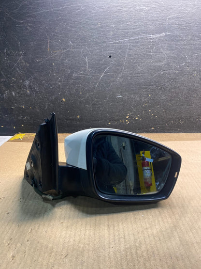 2011-2016 Volkswagen Jetta Sedan Right Passenger Side View Door Mirror Z5437 MS8