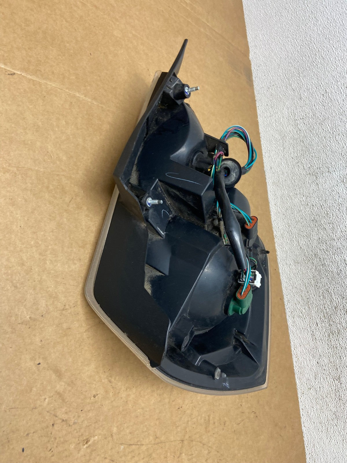 2007 to 2012 Nissan Sentra Right Passenger Rh Side Tail Light AE3029 LK4
