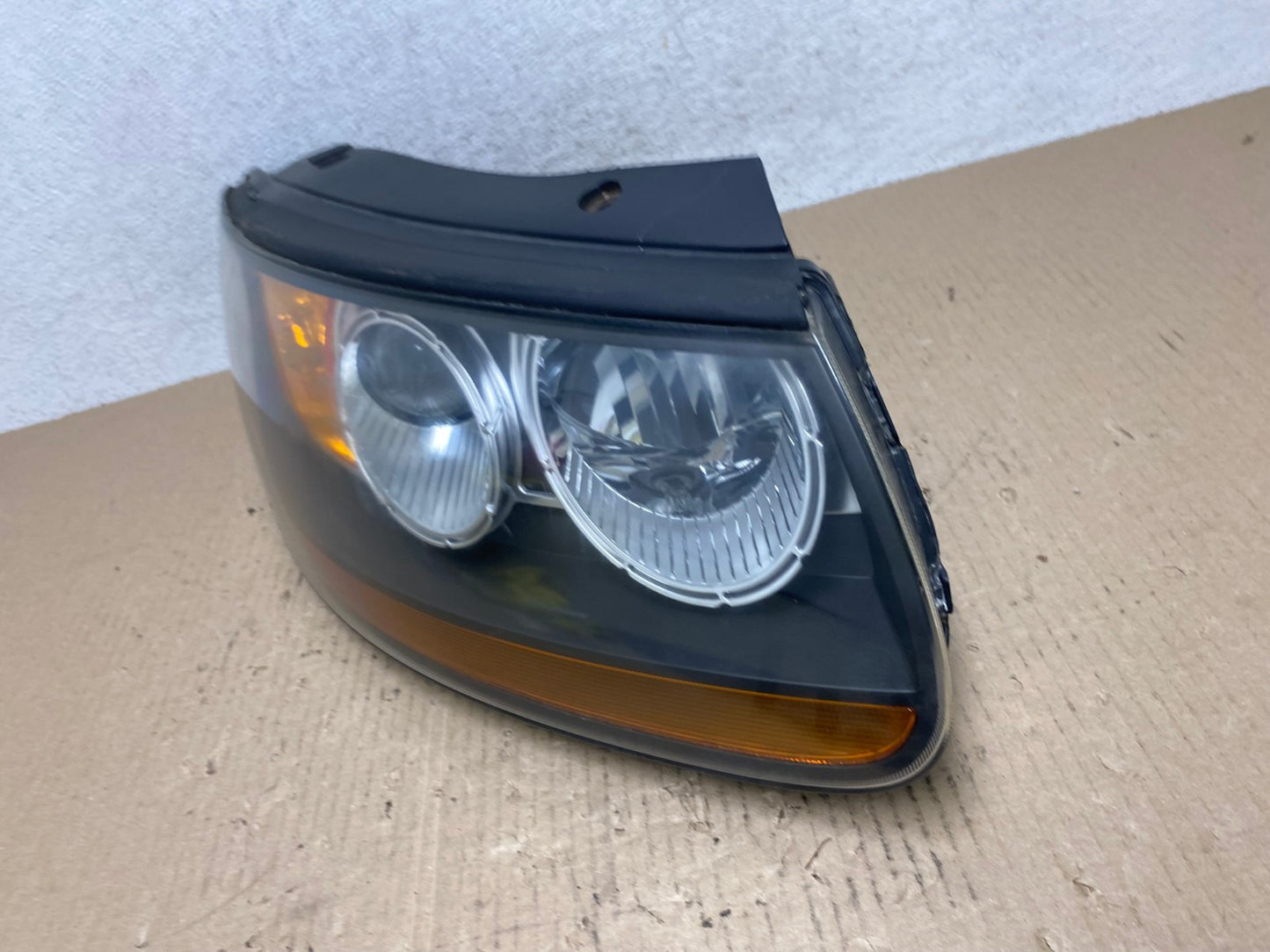 2007 2008 2009 Hyundai Santa Fe Right Passenger Halogen Headlight AE7087 LK1