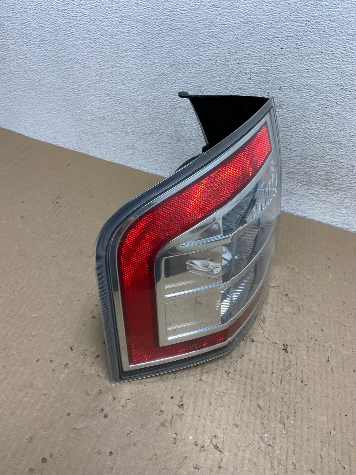 2007 to 2010 Ford Edge Tail light Left Driver Side AE9815 LK2