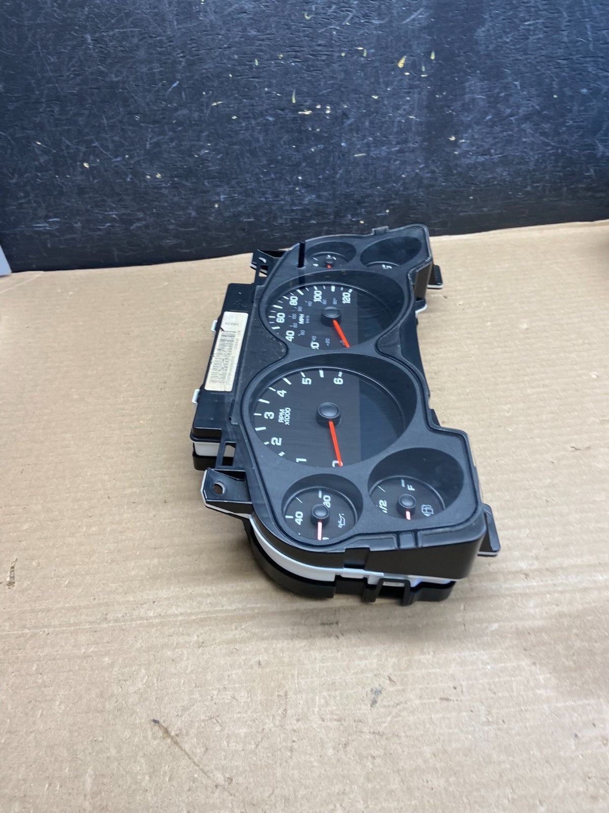 2007 to 2014 Chevrolet Silverado Sierra Cluster Gauge Speedometer ECM AH1477 DG1