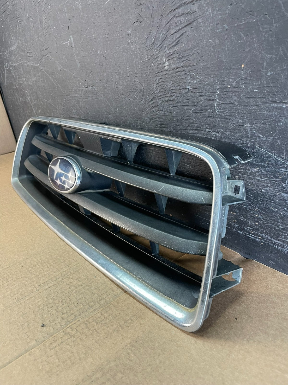 2003 to 2005 Subaru Forester Front Upper Grill Grille Aftermarket AF5178 DG1