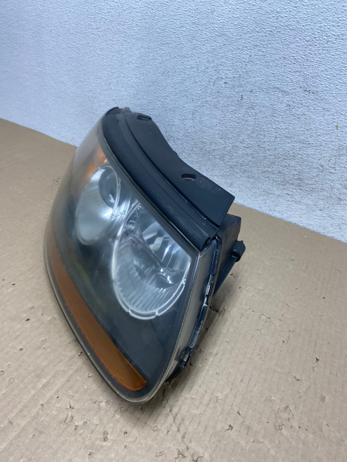 2007 2008 2009 Hyundai Santa Fe Right Passenger Halogen Headlight AE9628 LK1
