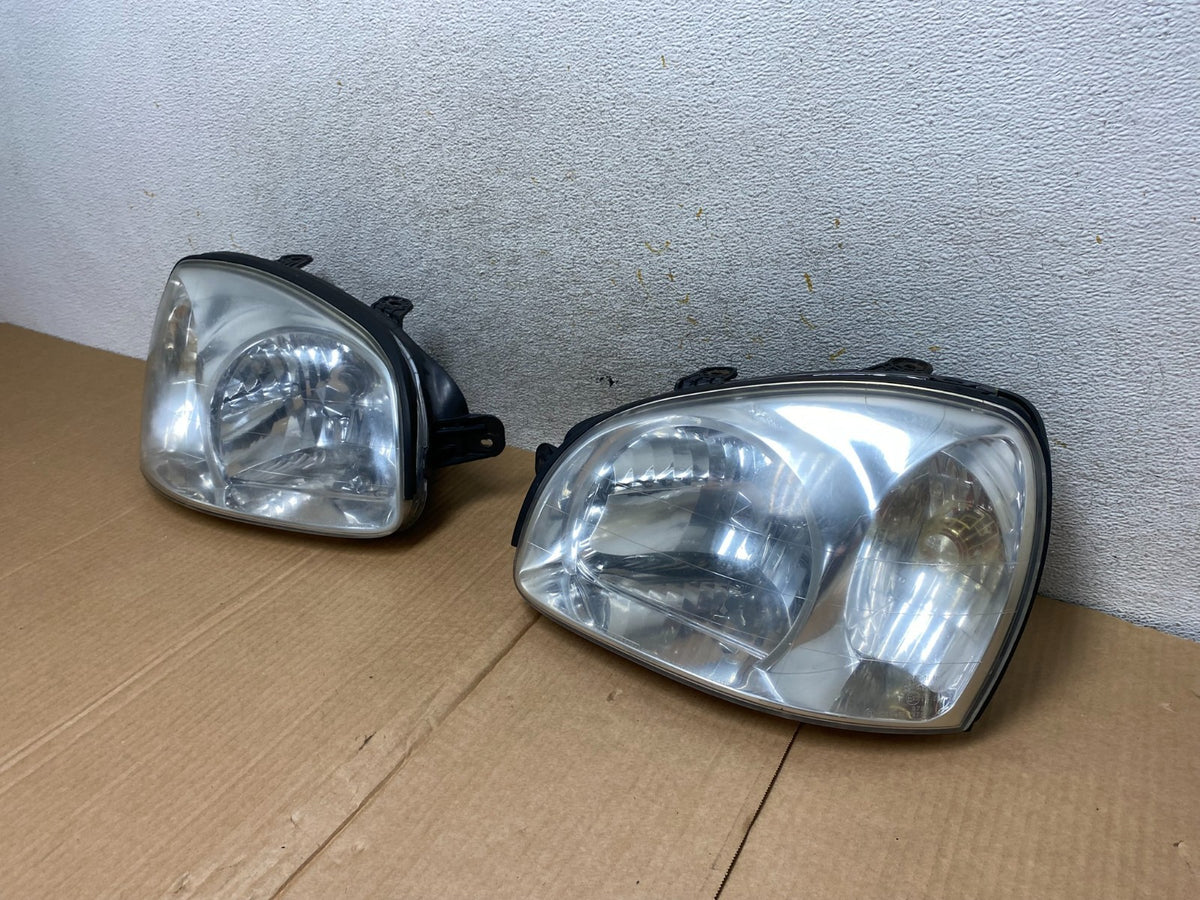 2001-2003 Hyundai Santa Fe Left+Right Headlights Halogen AI5663 DW1