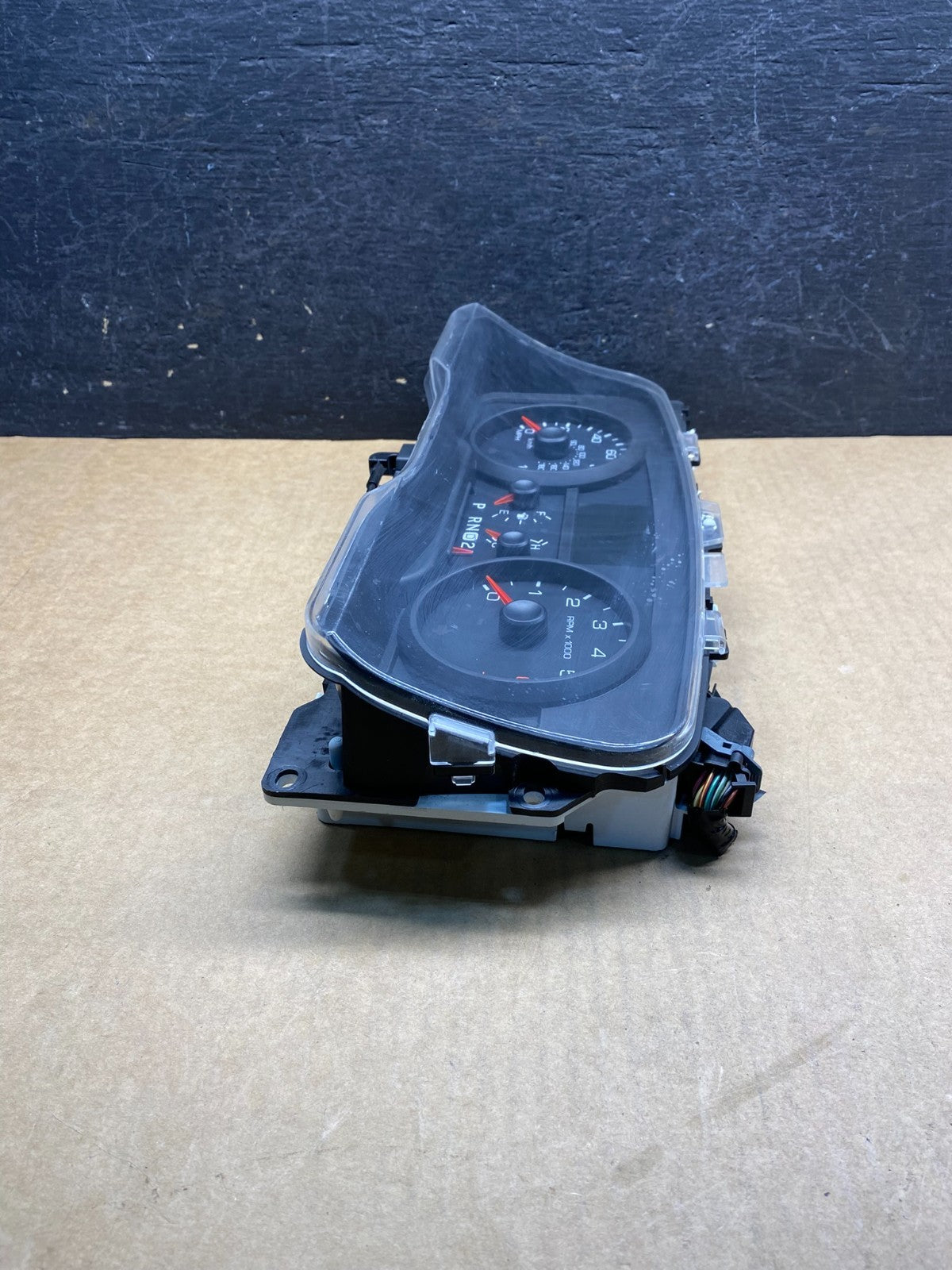 2009 to 2010 Mercury Marquis Speedometer Cluster Gauge AH7157 DG2