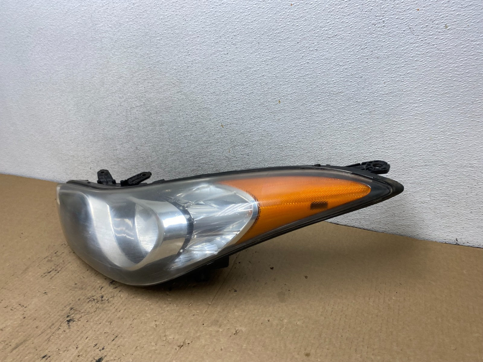 2011 2012 2013 Hyundai Elantra Left Driver Lh Halogen Headlight AG2309 DW1