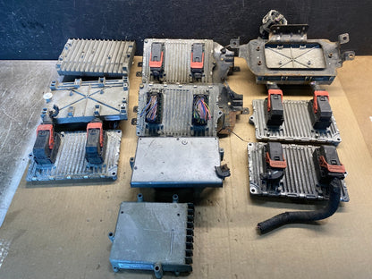 Mix of 10 Dodge ECM Engine Computer Module AG17691