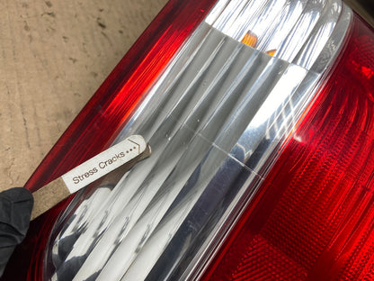 2005 2006 2007 Honda Odyssey Left Driver LH Side Tail Light AH5978 LK4