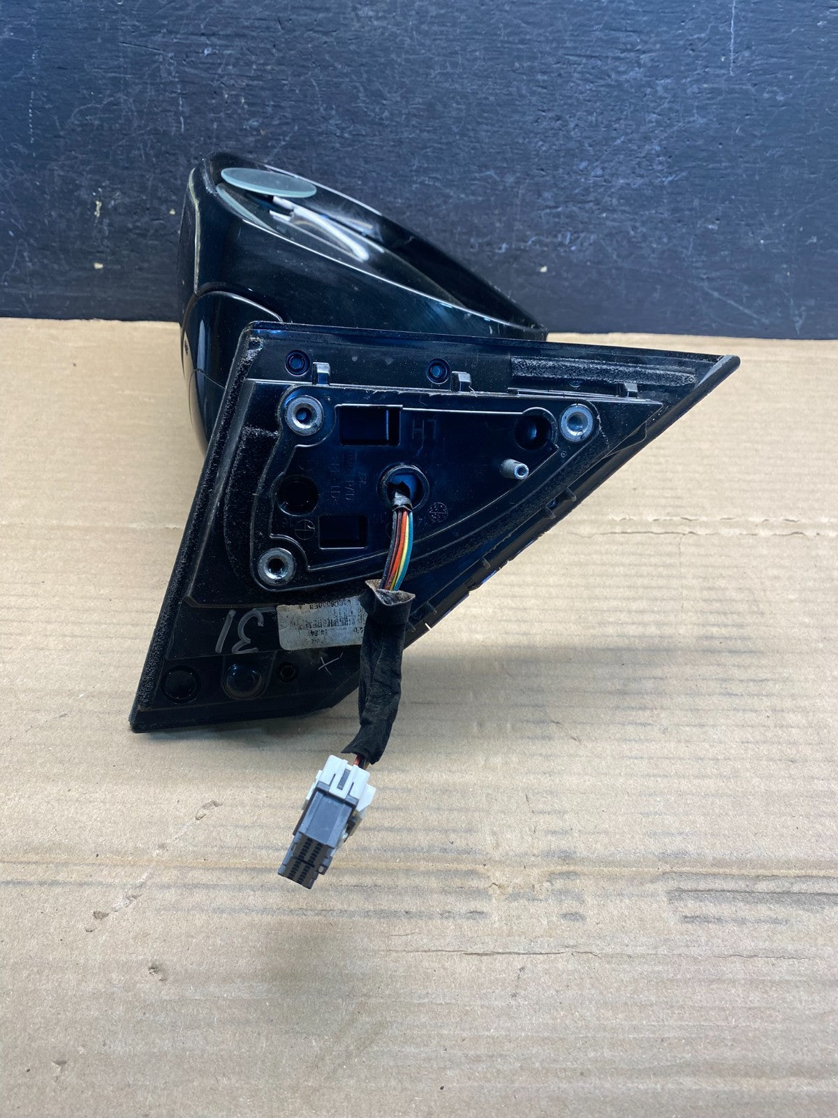 2016 to 2020 Kia Sorento Left Driver LH Door Mirror Turn Signal AF3913 DW4
