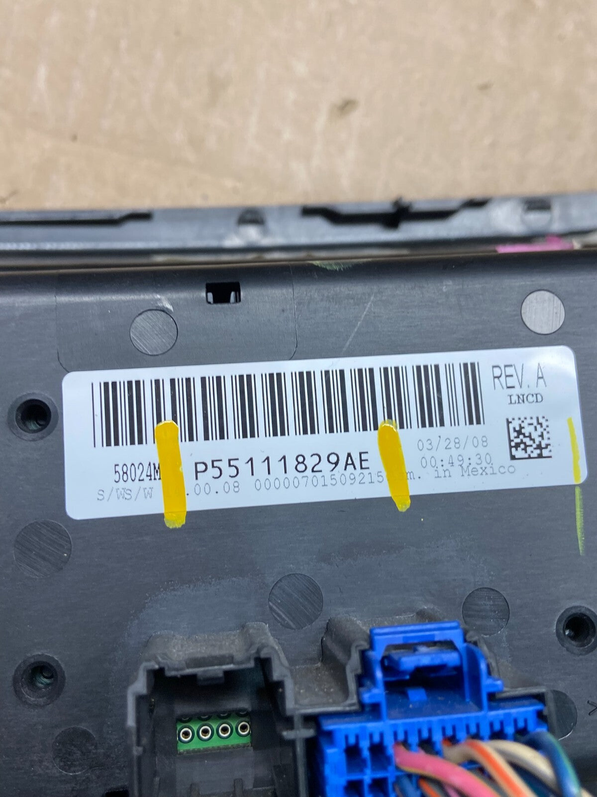 2008 to 2012 Jeep Liberty Dash Climate Temperature Control Radio Bezel L5329 DG6