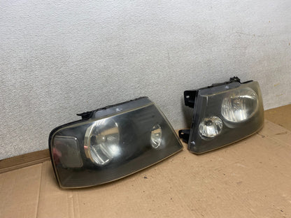 2004 to 2008 Ford F-150 F150 Left+Right Halogen Headlights U8457 DW2