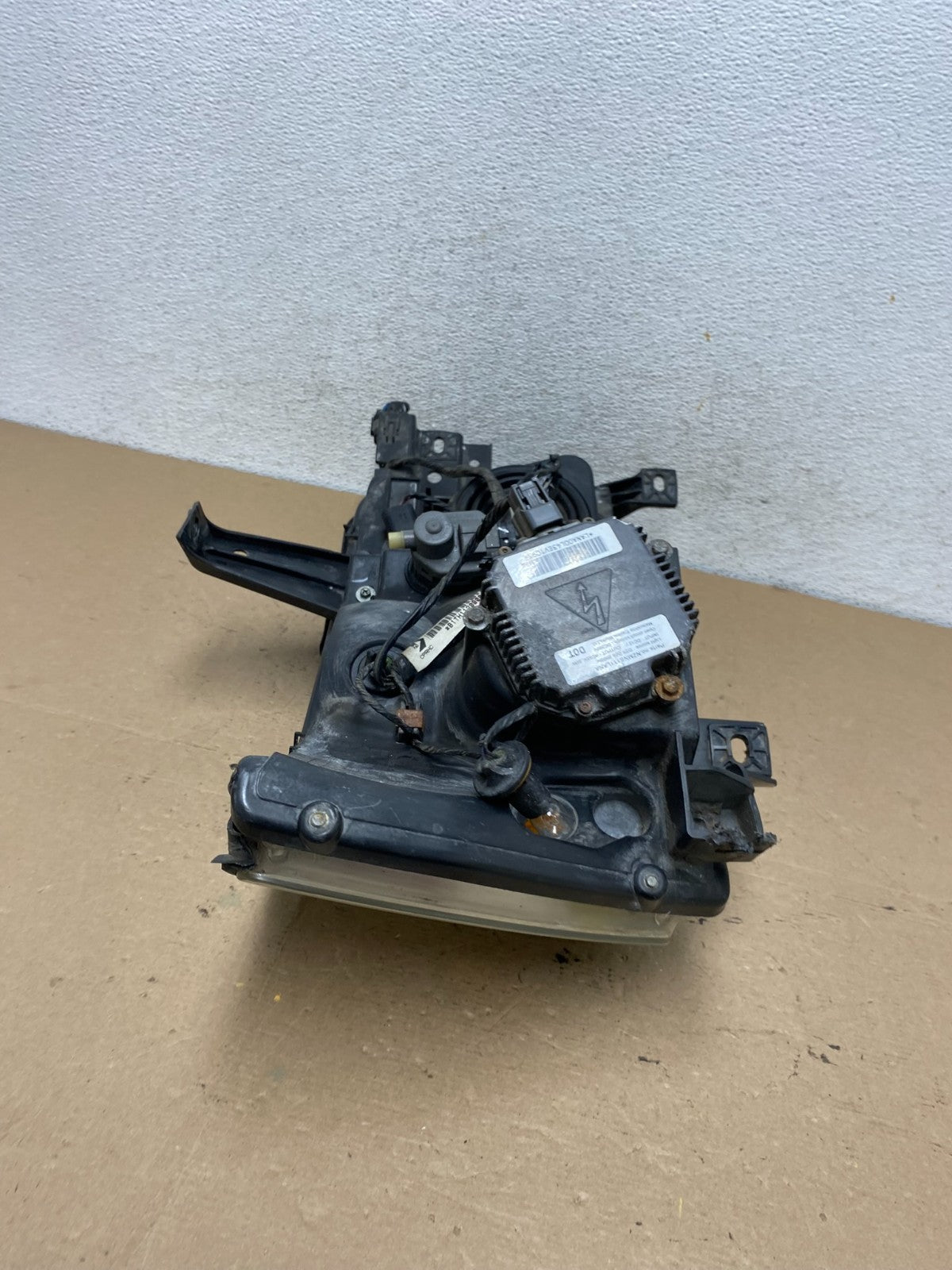 2005-2010 Infiniti Qx56 Left Driver LH Side Hid Xenon Headlight AF4747 DW10
