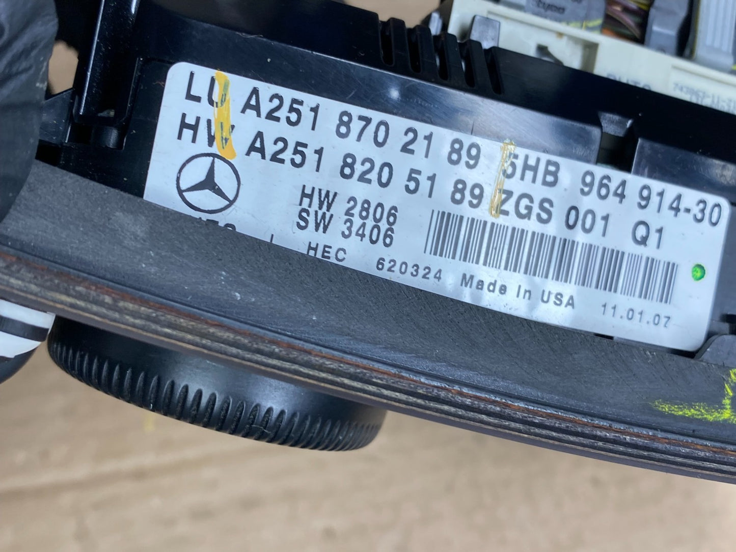 2006 to 2008 Mercedes W251 R350 AC Temp Heater Climate Control Y9943 DG5
