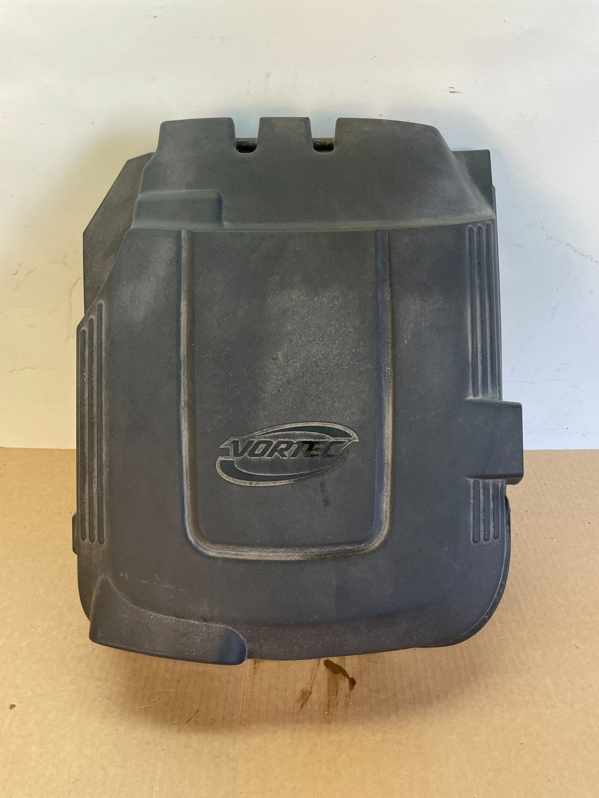 2007 to 2014 Chevrolet Silverado Vortec Engine Cover Shield AG7561 DG0