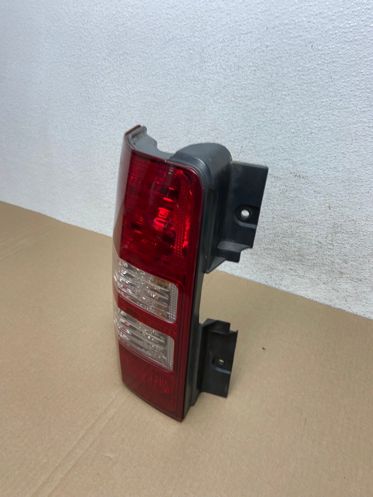 2008 to 2012 Jeep Liberty Left Driver Side Lh Tail Light AE9399 LK1