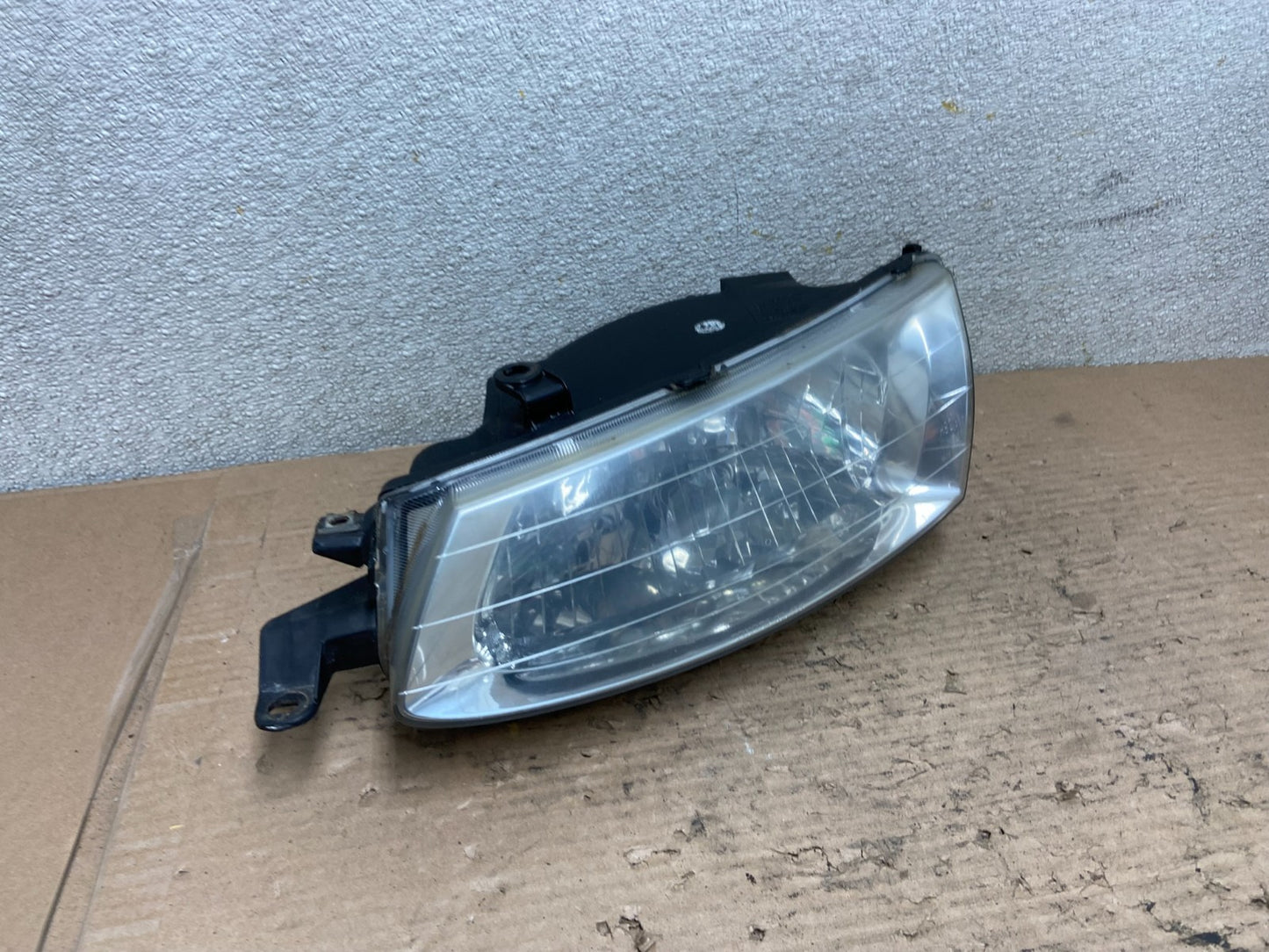 1999-2001 Toyota Solara Left Driver LH Halogen Headlight AA9685 DW2