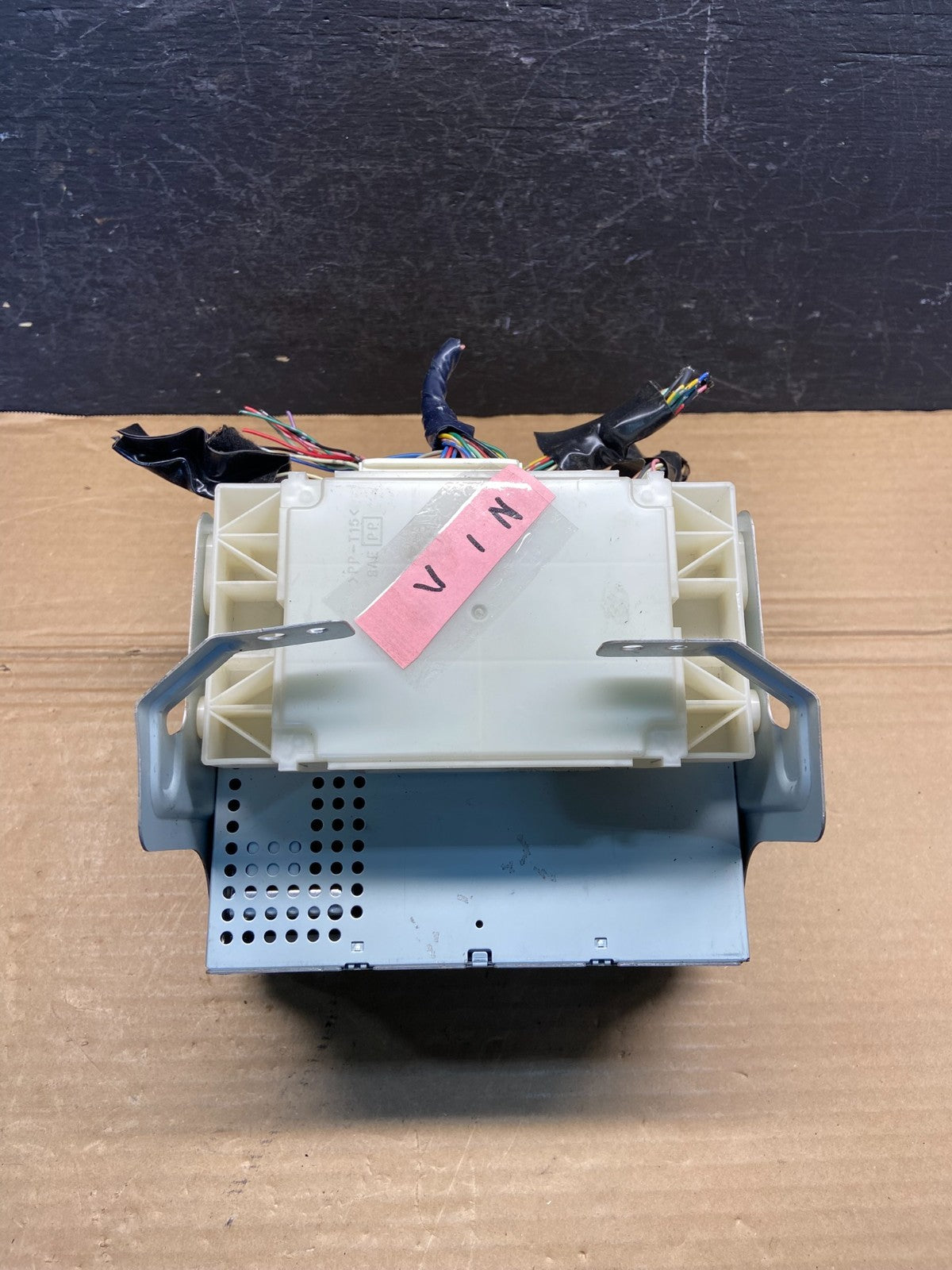 2009-2012 Nissan Murano AM FM CD Player Radio Receiver AE4615 DG4