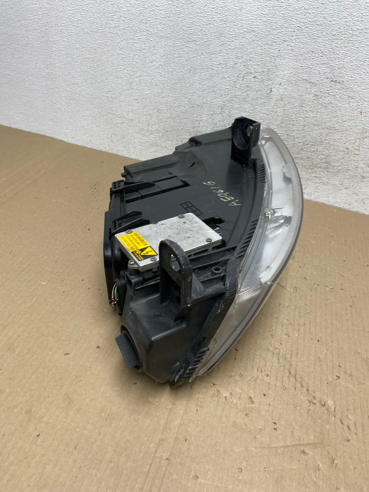 2005 to 2008 Audi A6 Left Driver Side Headlight Xenon HID AE9616 LK8