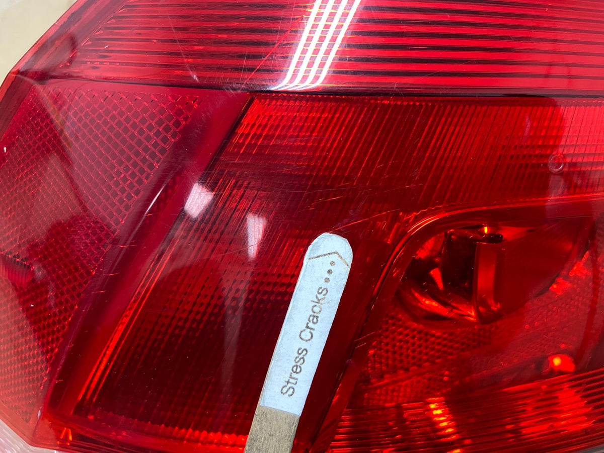 2012 to 2015 Volkswagen Passat Left Driver Lh Side Tail light AH4277 LK4