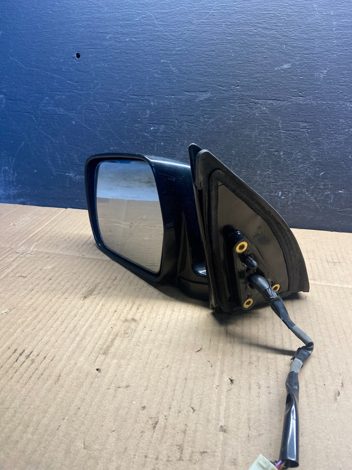 2001-2007 Toyota Highlander Left Driver LH Side View Door Mirror AD2944 DG11