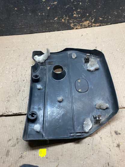2004 to 2008 Mazda 3 DOHC 16 VALVE Engine Shield Top Cover Oem x8178 DG6