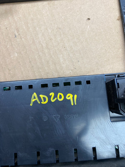2004 to 2008 Ford F150 Radio Climate Dash Bezel Surround Black AD2091 DG5