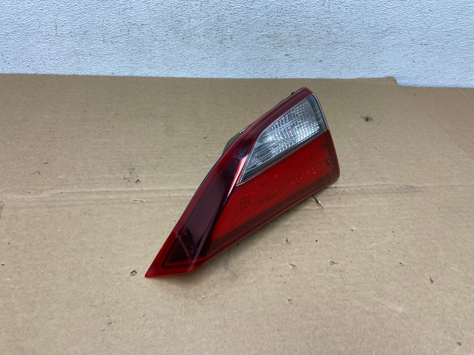 2014 2015 2016 Hyundai Elantra Sedan Left Driver LED Inner Tail Light AD3803 LK2