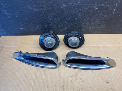 2016 to 2020 Jeep Grand Cherokee Left & Right Pair Front Fog Light Bezel AD50663