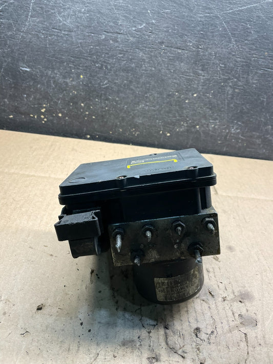 2006 - 2007 Mercedes C280  ABS Anti Lock Brake Pump Module a2035454732 v9095 DG0